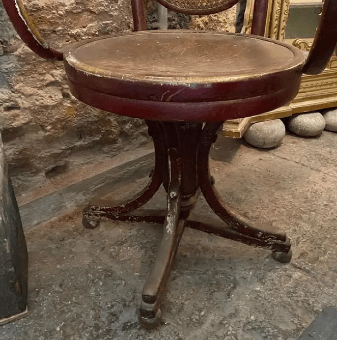 Tonet swivel barber's armchair in wood and wicker, early 20th century 8