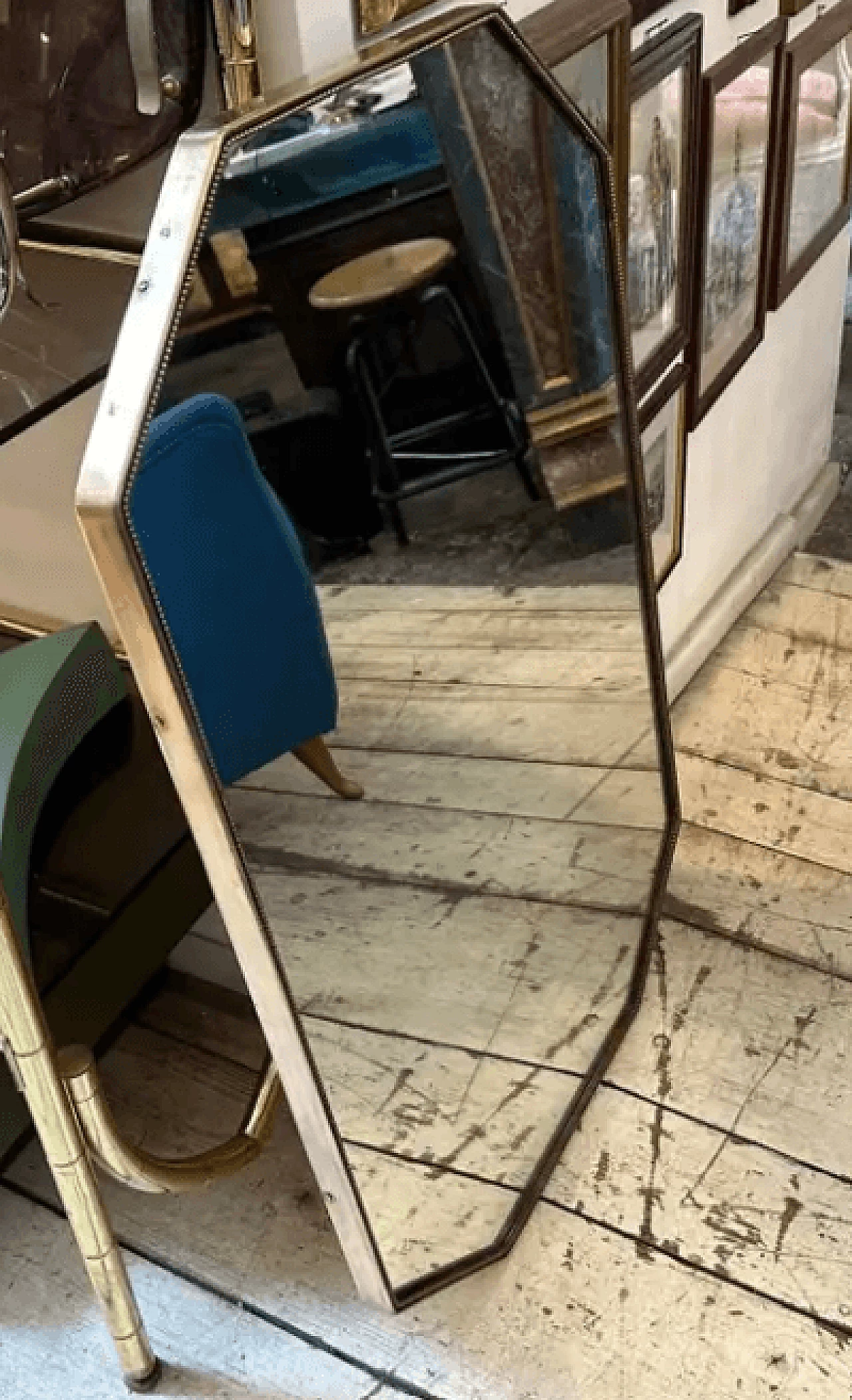 Brass octagonal wall mirror in the style of Gio Ponti, 1960s 7
