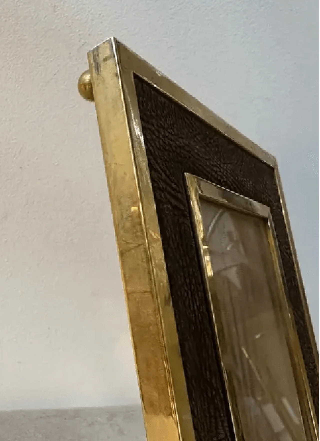 Cornice in ottone e pelle, anni '70 9