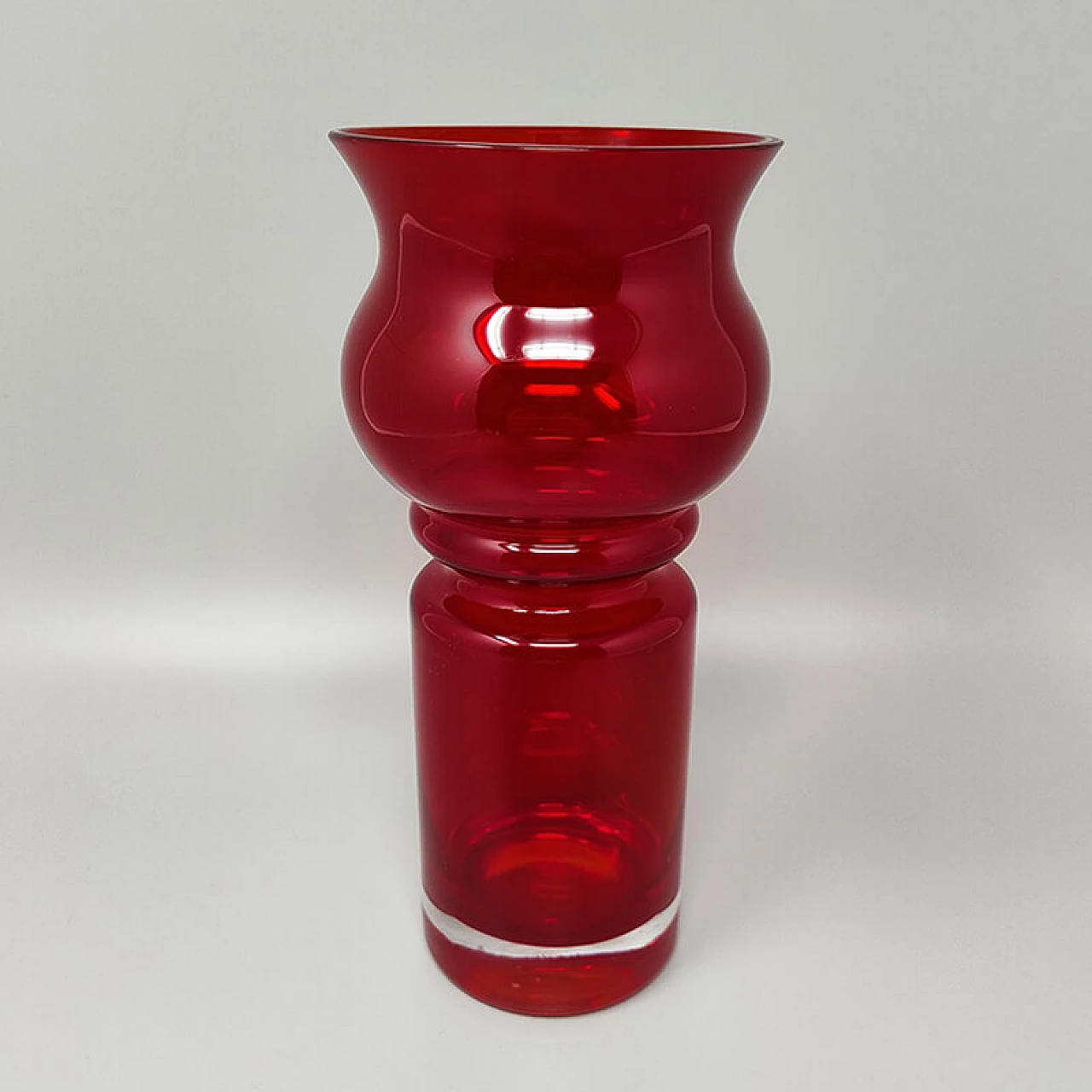 Tulppaani vase by Tamara Aladin for Riihimaki/Riihimaen Lasi Oy, 1970s 2