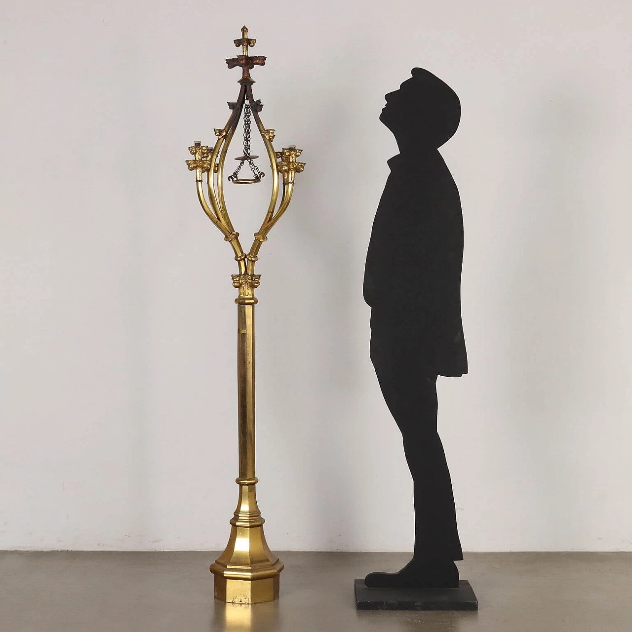 Coppia di lampade da terra a quattro luci in bronzo dorato, inizio '900 2