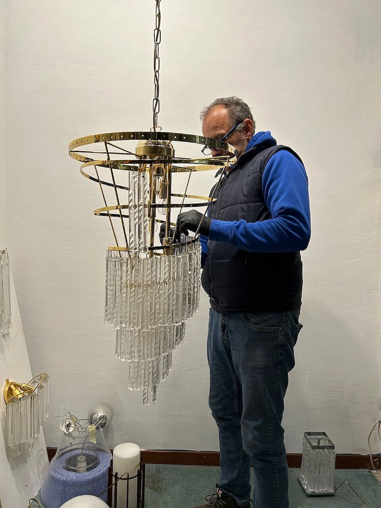 Brass and Murano glass chandelier, 1980s 6