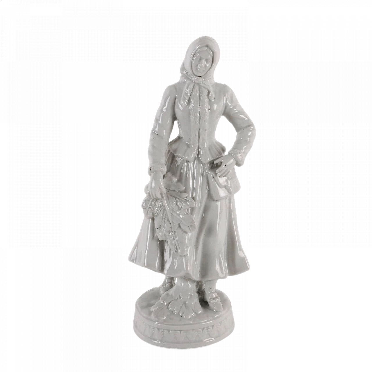 Peasant woman, Rudolstadt porcelain sculpture, late 19th century 20