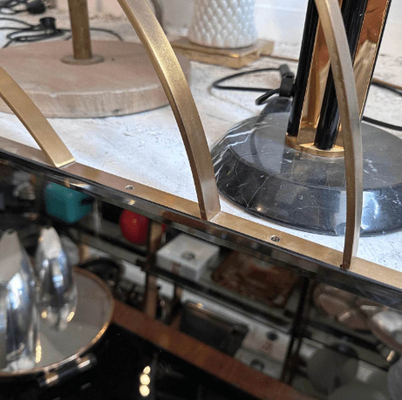 Specchio da parete in ottone stile Luciano Frigerio, anni '60 8