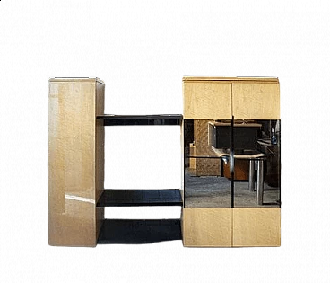 Maple sideboard with mirror and glass details by Giovanni Offredi for Saporiti, 1970s
