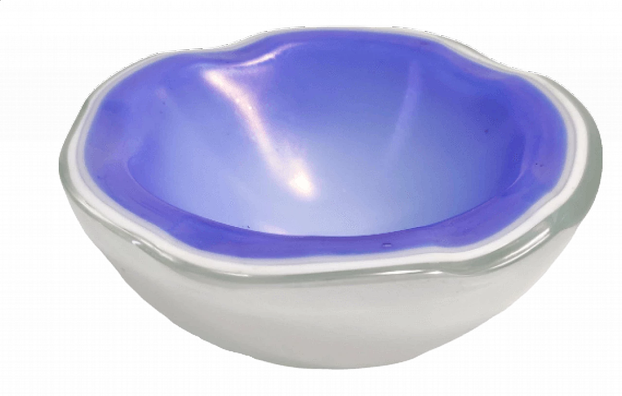 Posacenere in vetro di Murano blu e bianco, anni '60 10