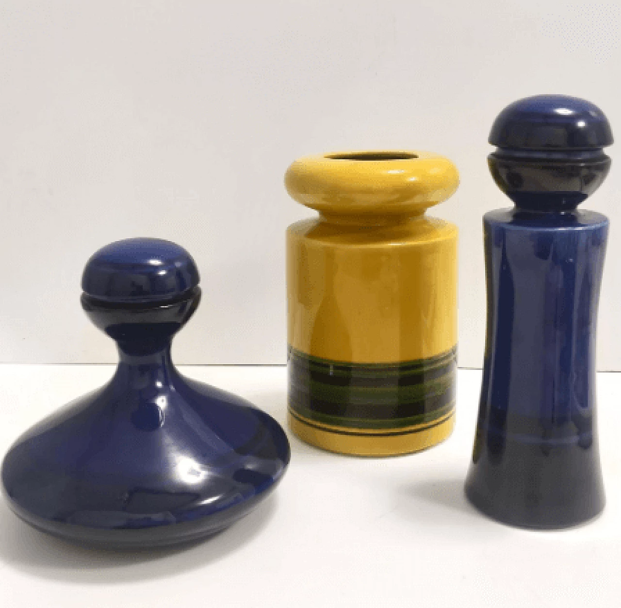 Coppia di bottiglie e vaso in ceramica smaltata di Parravicini, anni '70 5