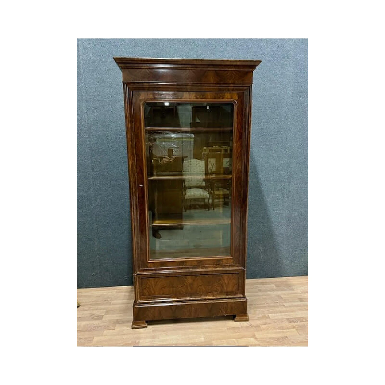 French Charles X mahogany display cabinet, 19th century 1