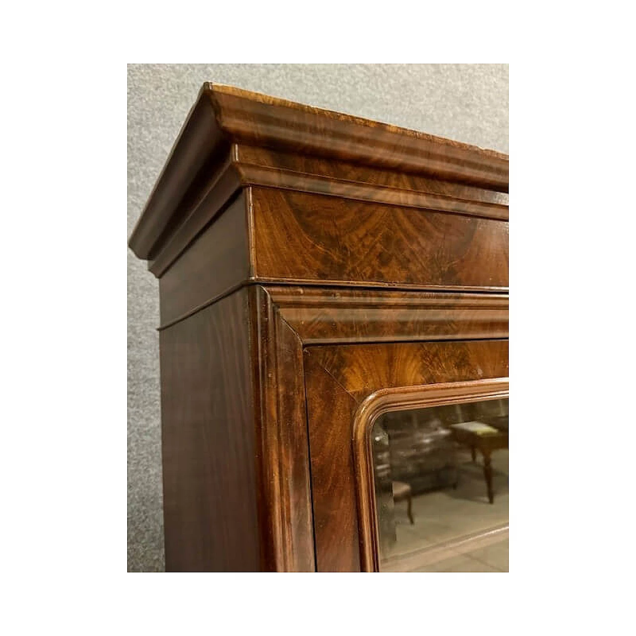 French Charles X mahogany display cabinet, 19th century 3