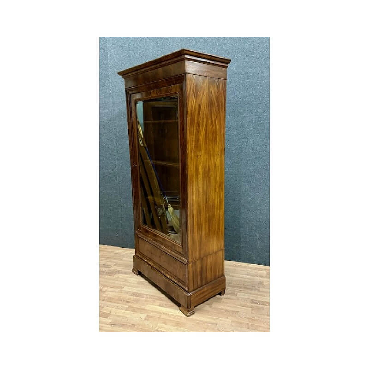 French Charles X mahogany display cabinet, 19th century 6