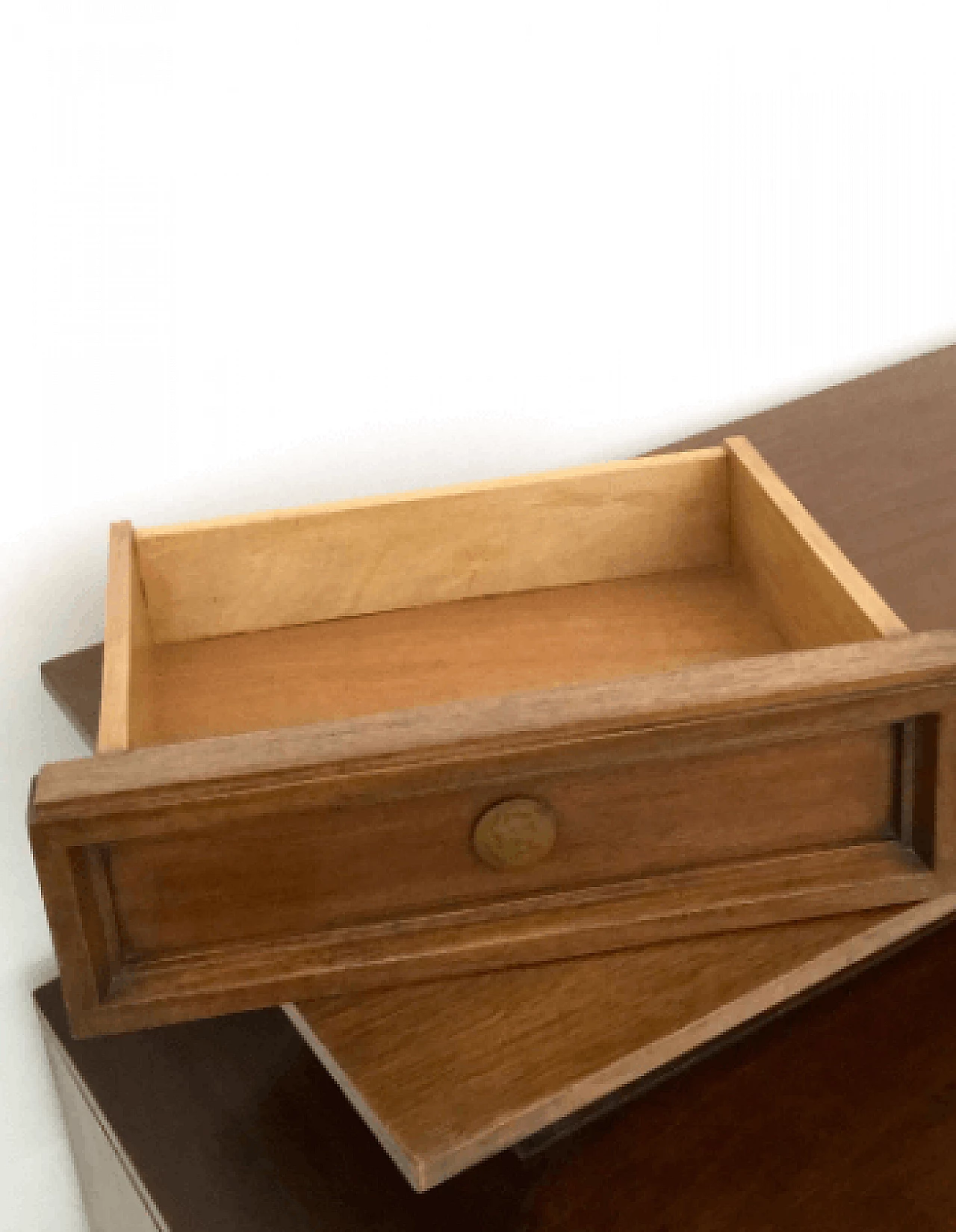 Walnut sideboard in the style of Paolo Buffa, 1950s 10