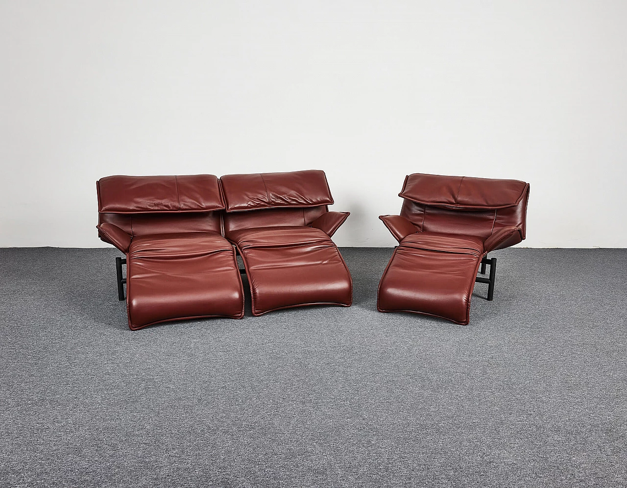 Veranda leather sofa and armchair by Vico Magistretti for Cassina, 1980s 8
