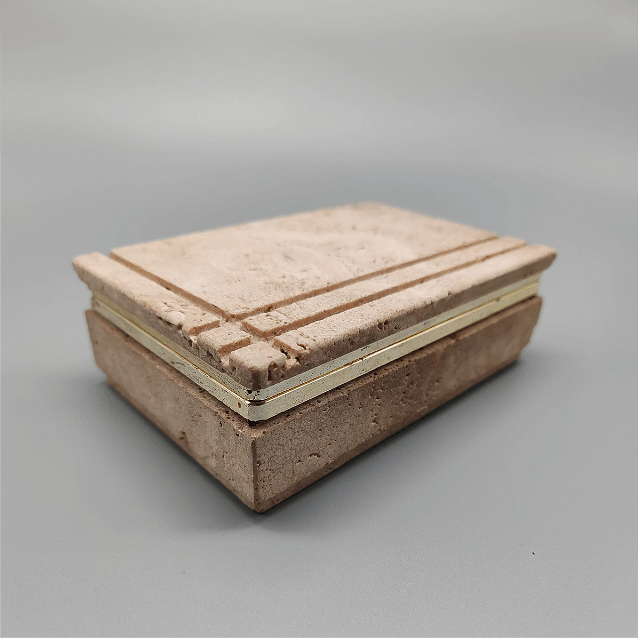 Scatola rettangolare in travertino di Enzo Mari per F.lli Mannelli, anni '70 1