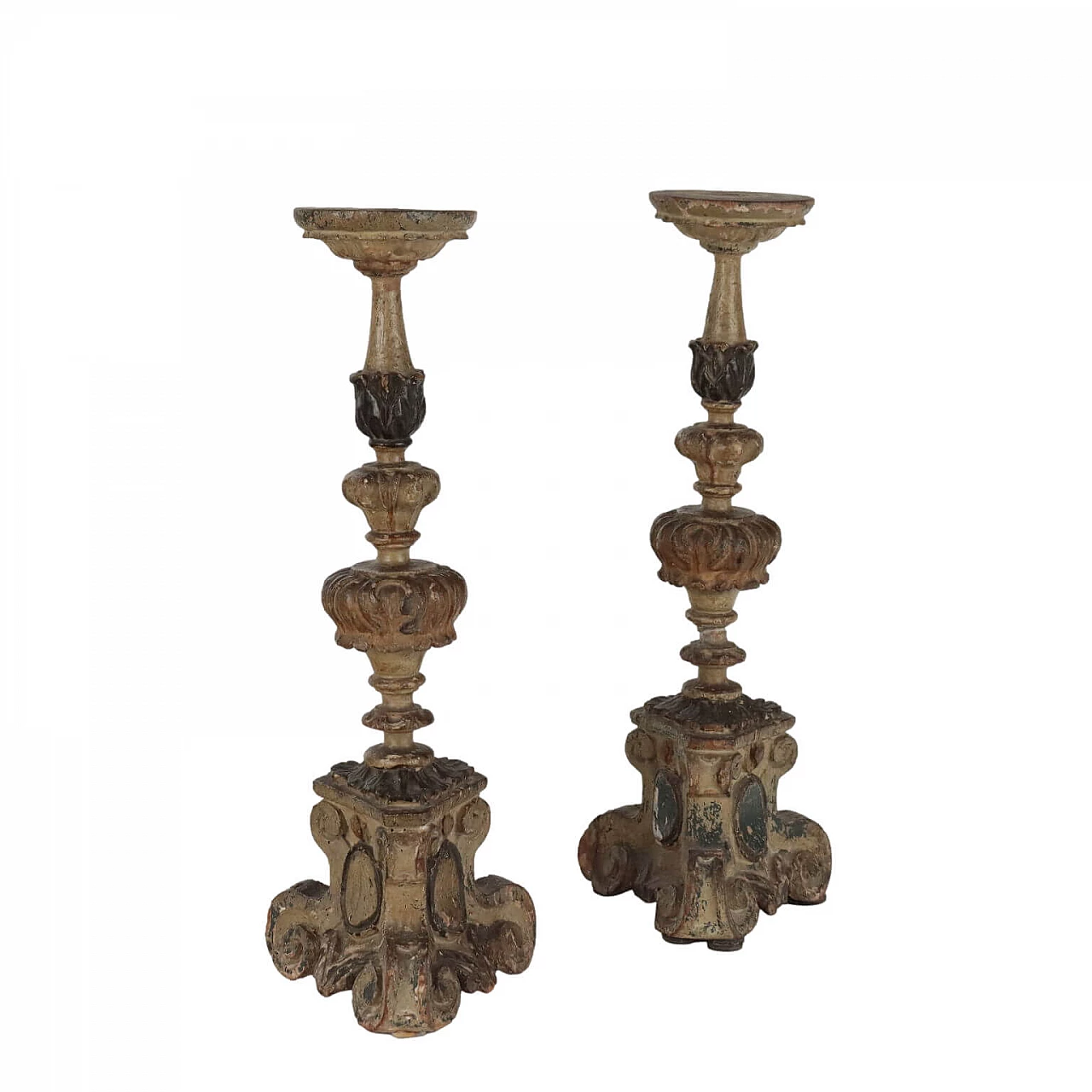 Pair of carved and lacquered wood torch holders, 18th century 1
