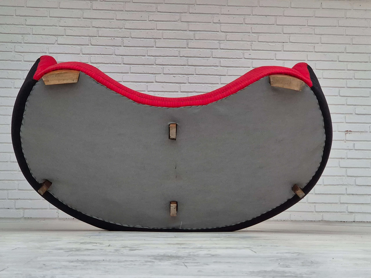 Divano danese Banana a due posti in lana e legno di faggio, anni '60 10