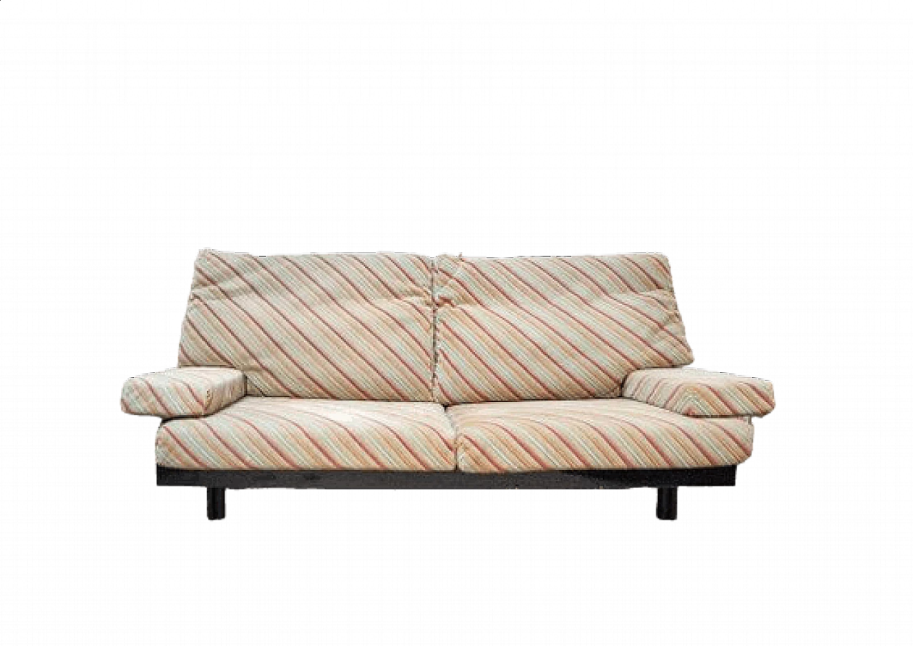 Sofa with Missoni fabric by Giovanni Offredi for Saporiti, 1970s 10