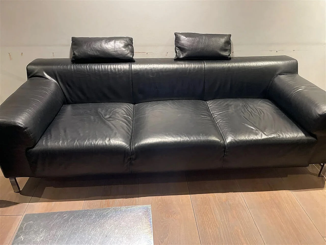Pair of Greg sofas and bench in black leather by Emaf Progetti for Zanotta 2