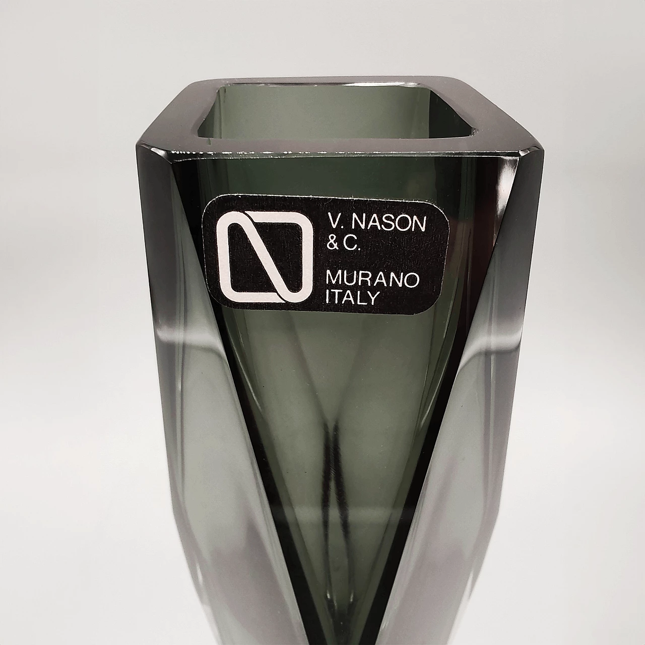 Vaso in vetro di Murano sommerso grigio di Carlo Nason, anni '60 5