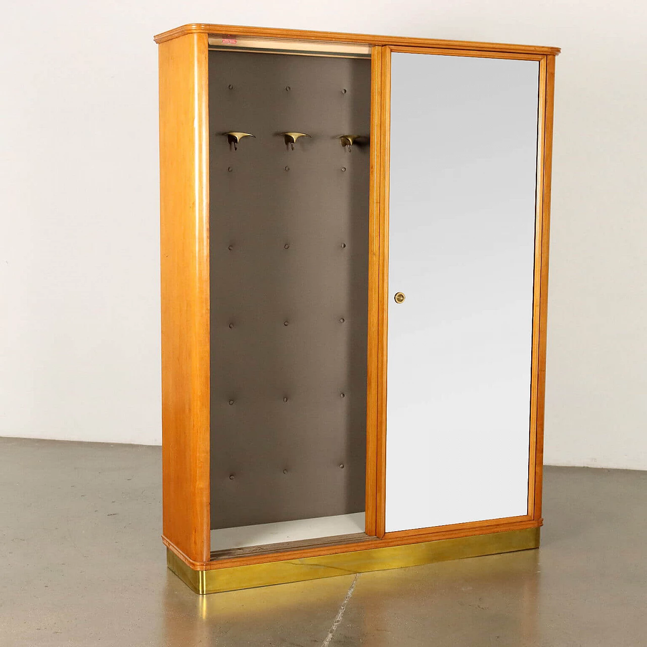 Mahogany veneered coat rack with mirrored sliding doors, 1950s 4