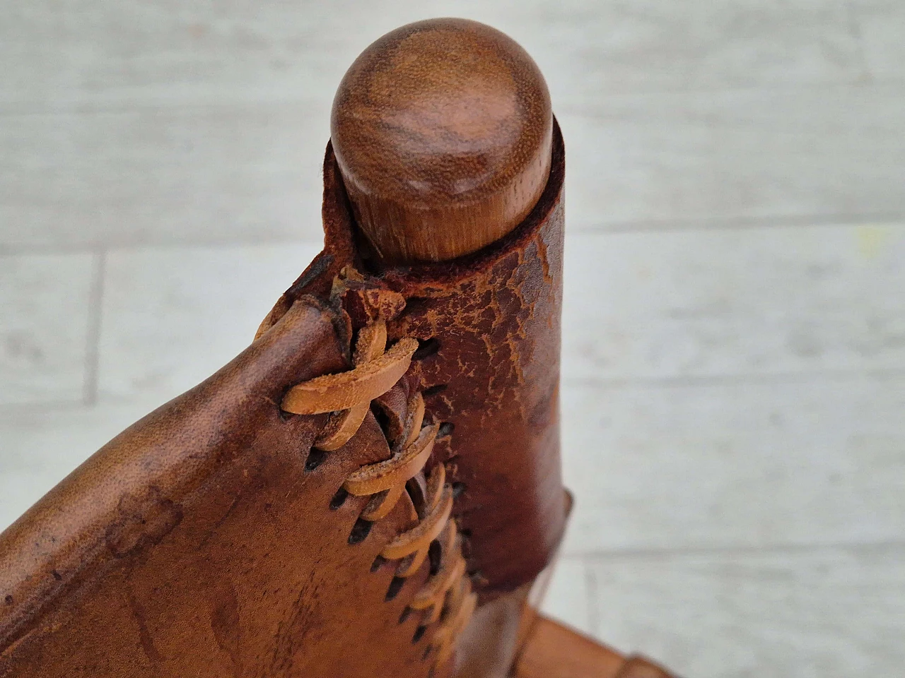 3 Sedie in quercia e cuoio di Werner Biermann per Arte Sano, anni '60 9