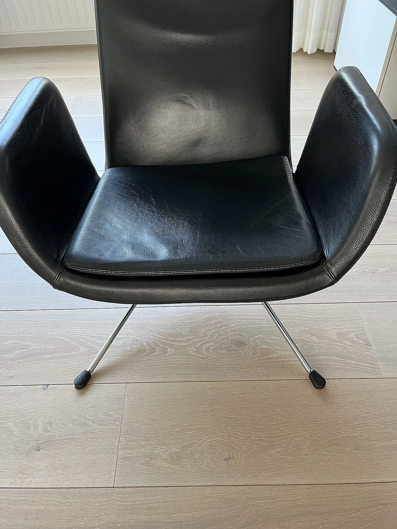 Mylord armchair in black leather by Alfredo Häberli for Zanotta 3