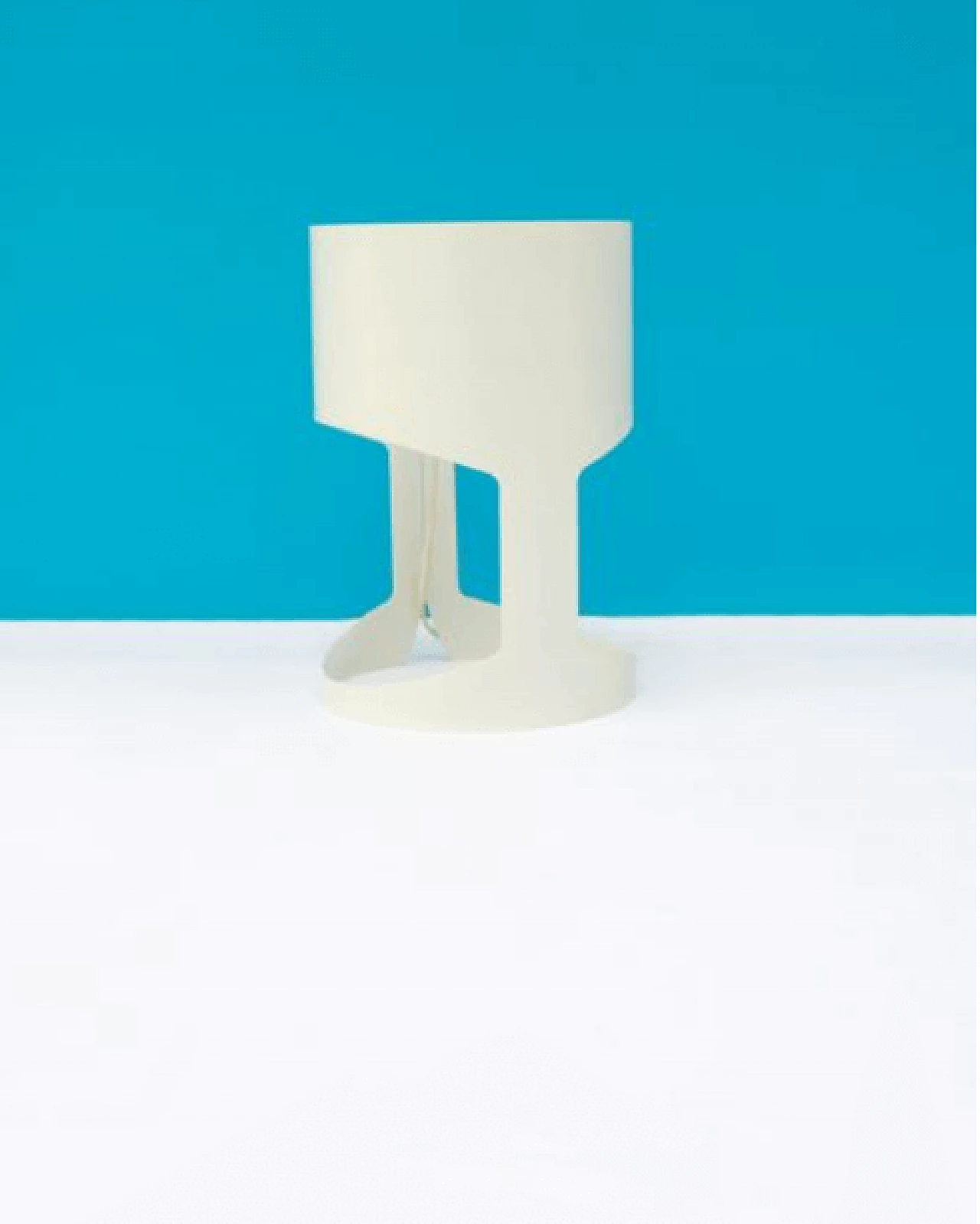 Lampada da tavolo Nuda in metallo di Lorenzo Palmieri, fine '900 1