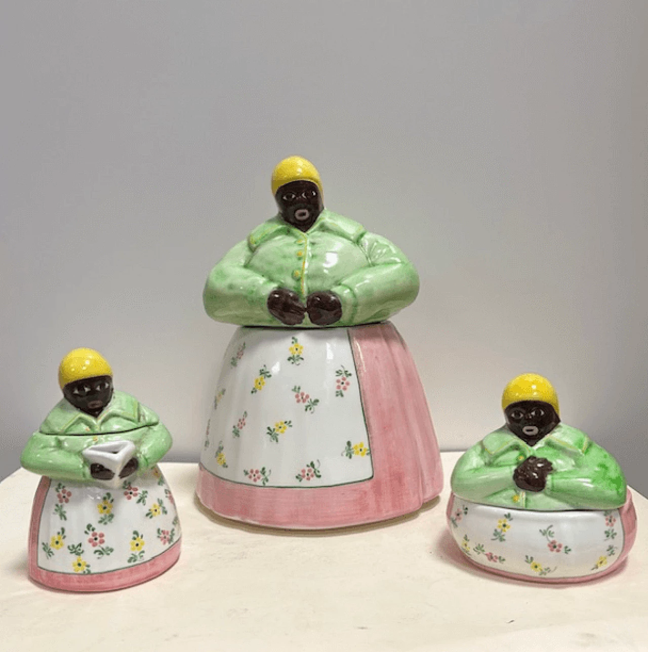 3 ESTE porcelains Mammy series, biscuit bowl, sugar bowl and milk jug, late 20th century 3