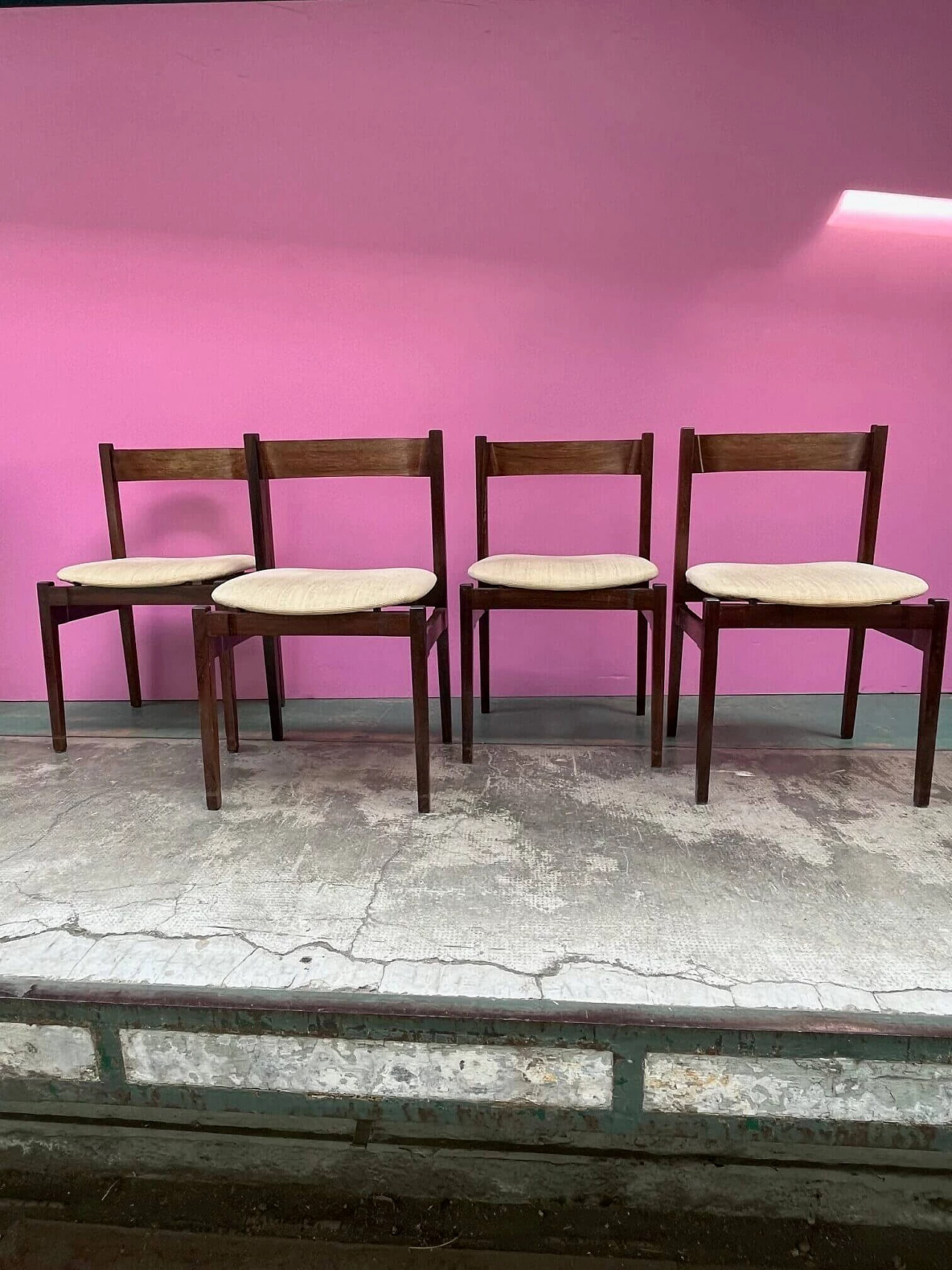 4 Rosewood chairs by Gianfranco Frattini for Cassina, 1950s 3