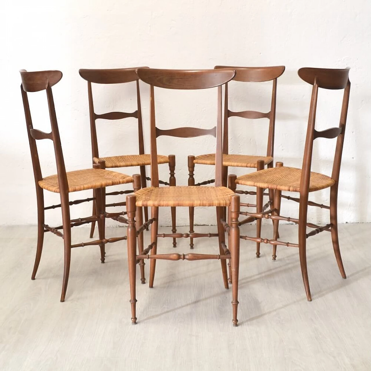 5 Chiavari chairs in wood and woven straw, 1950s 1