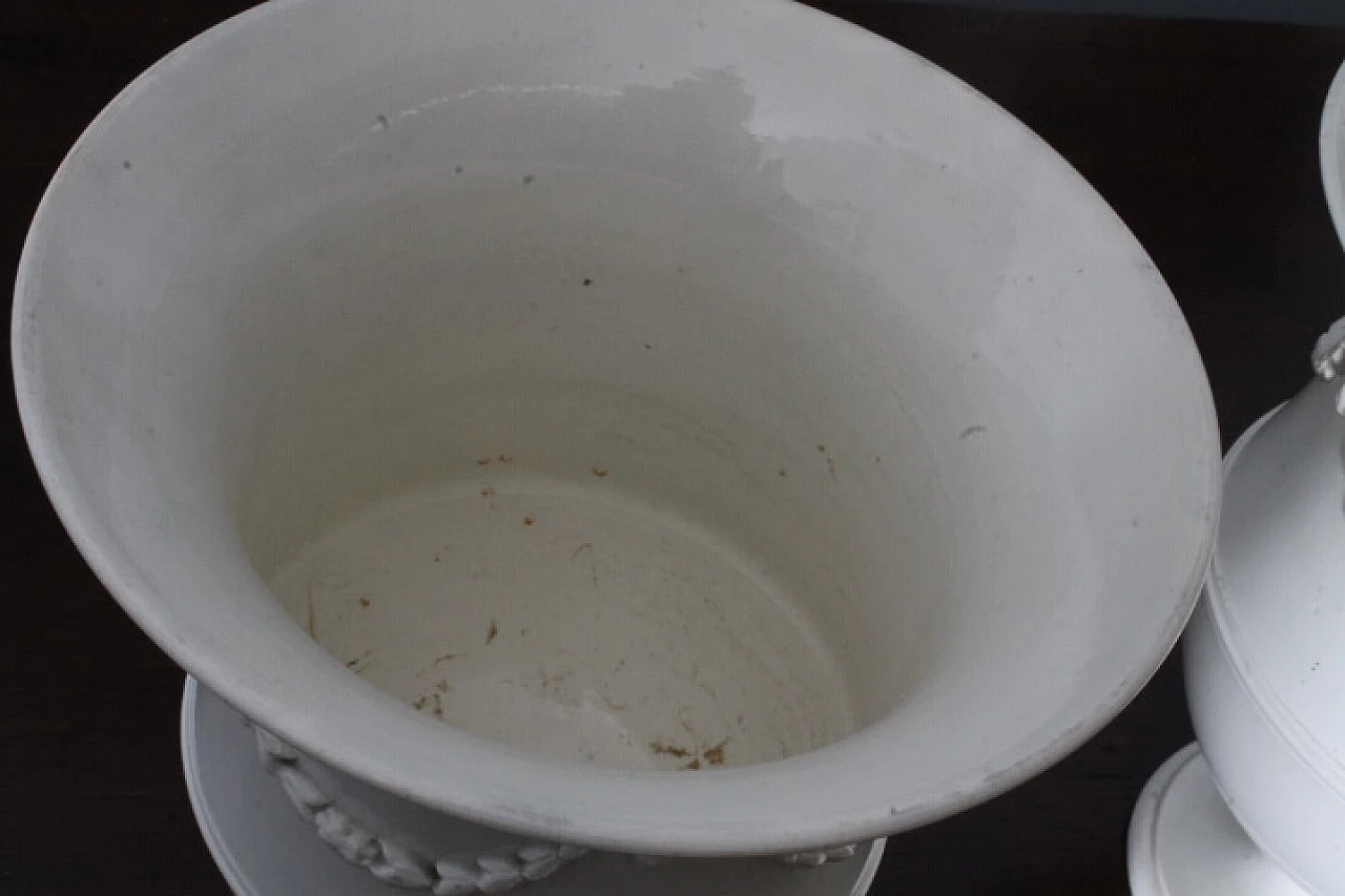 Pair of Victorian glazed ceramic vases, 19th century 2