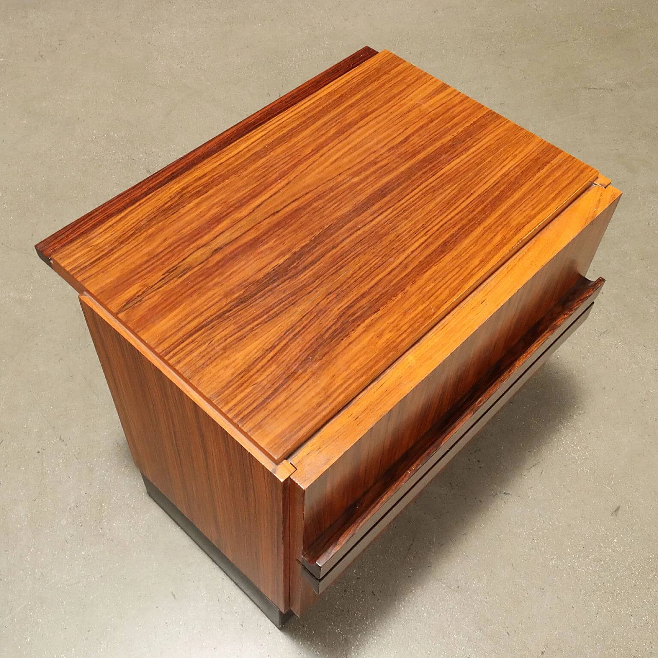 Pair of bedside tables in exotic wood veneer, 1960s 10