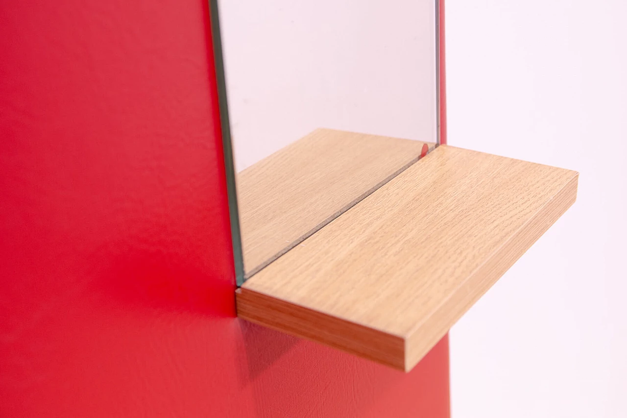 Appendiabiti in similpelle rossa con specchio di Drevotvar, anni '60 22