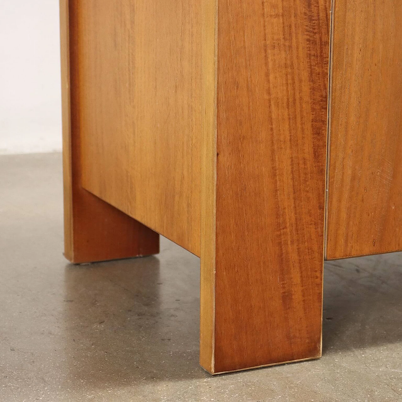 Walnut veneered sideboard with compartment top, 1970s 8