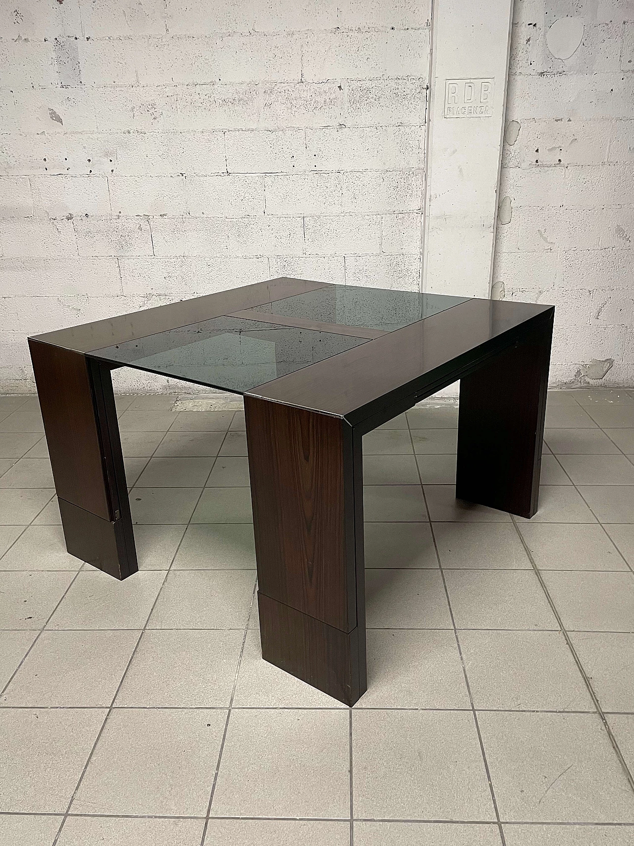 Rosewood and crystal extendable table, 1970s 12