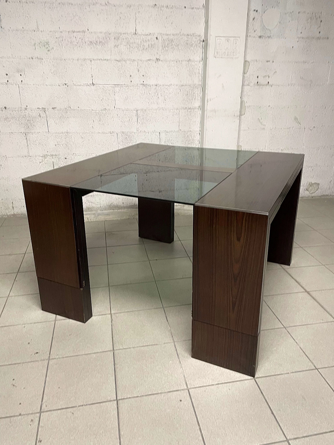 Rosewood and crystal extendable table, 1970s 15