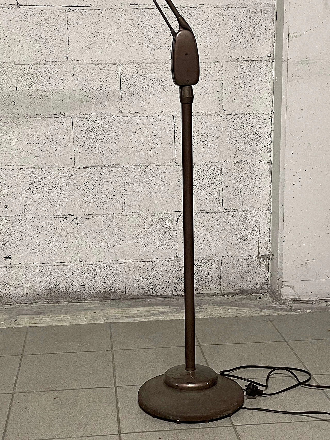 Extendable floor lamp 605 by Dazor MFG, 1950s 3