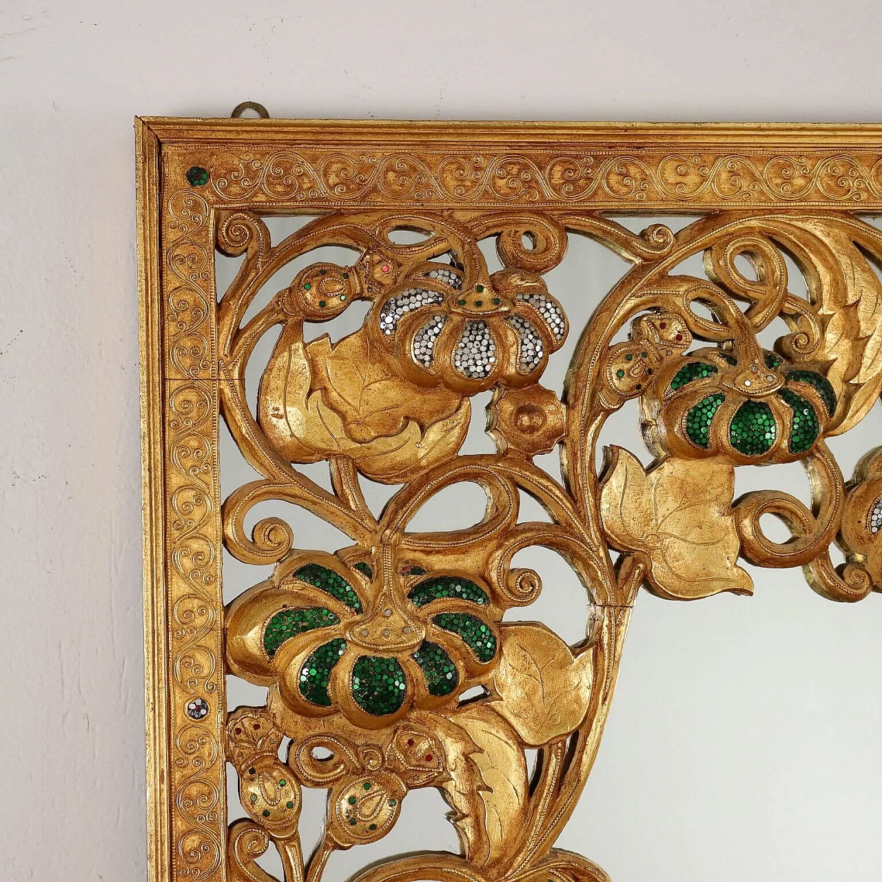Oriental-style mirror carved with phytomorphic and floral motifs 3