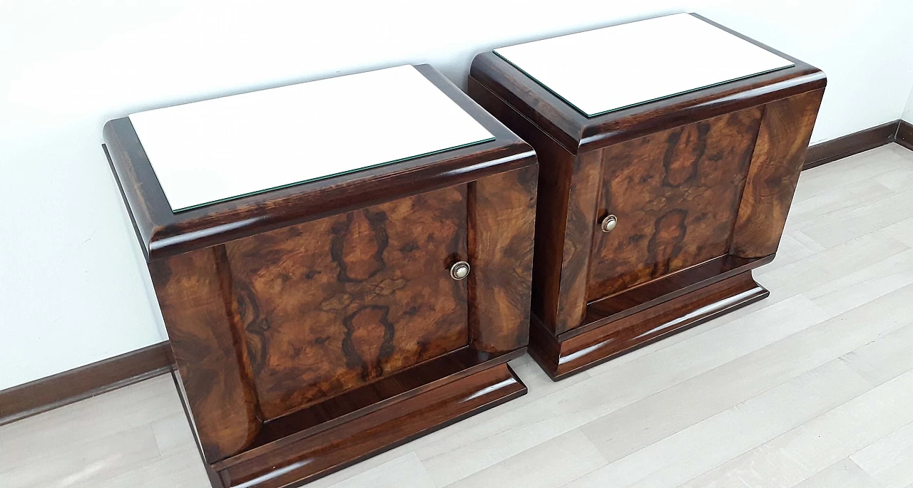 Pair of Florentine Art Deco walnut-root bedside tables, 1925 8