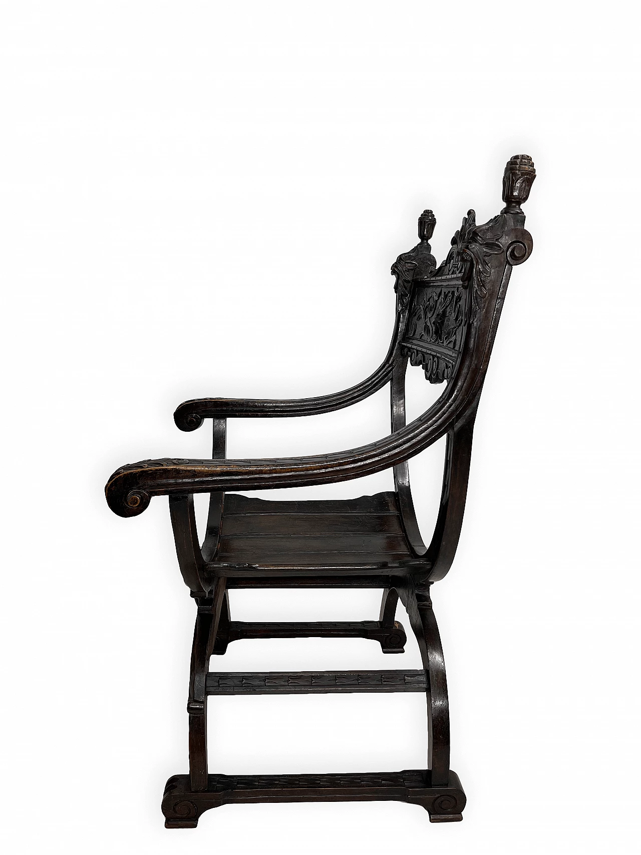 Pair of Renaissance style Savonarola armchairs, late 19th century 17