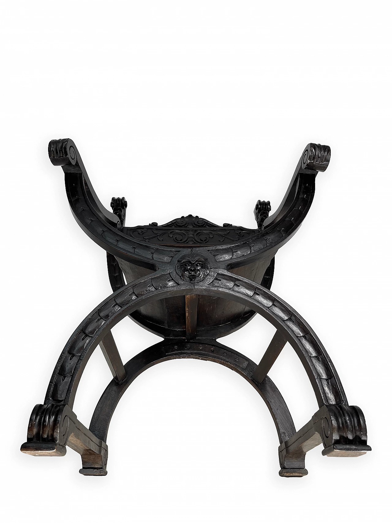 Pair of Renaissance style Savonarola armchairs, late 19th century 35