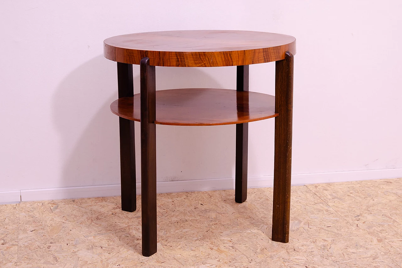 Czechoslovakian Art Deco round walnut coffee table, 1930s 2