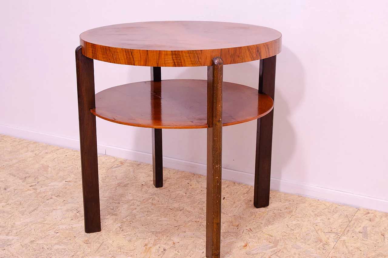 Czechoslovakian Art Deco round walnut coffee table, 1930s 6