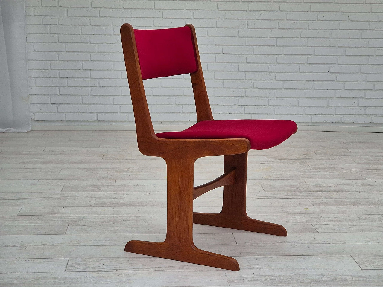 4 Chairs in teak and red velvet by Farsø Møbelfabrik, 1970s 5
