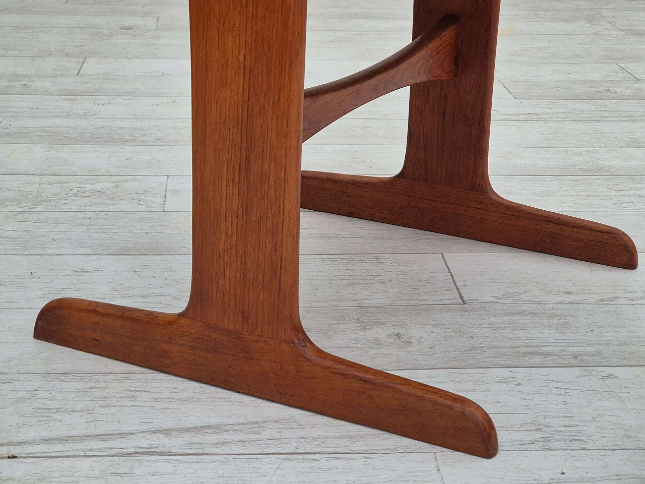 4 Chairs in teak and red velvet by Farsø Møbelfabrik, 1970s 8