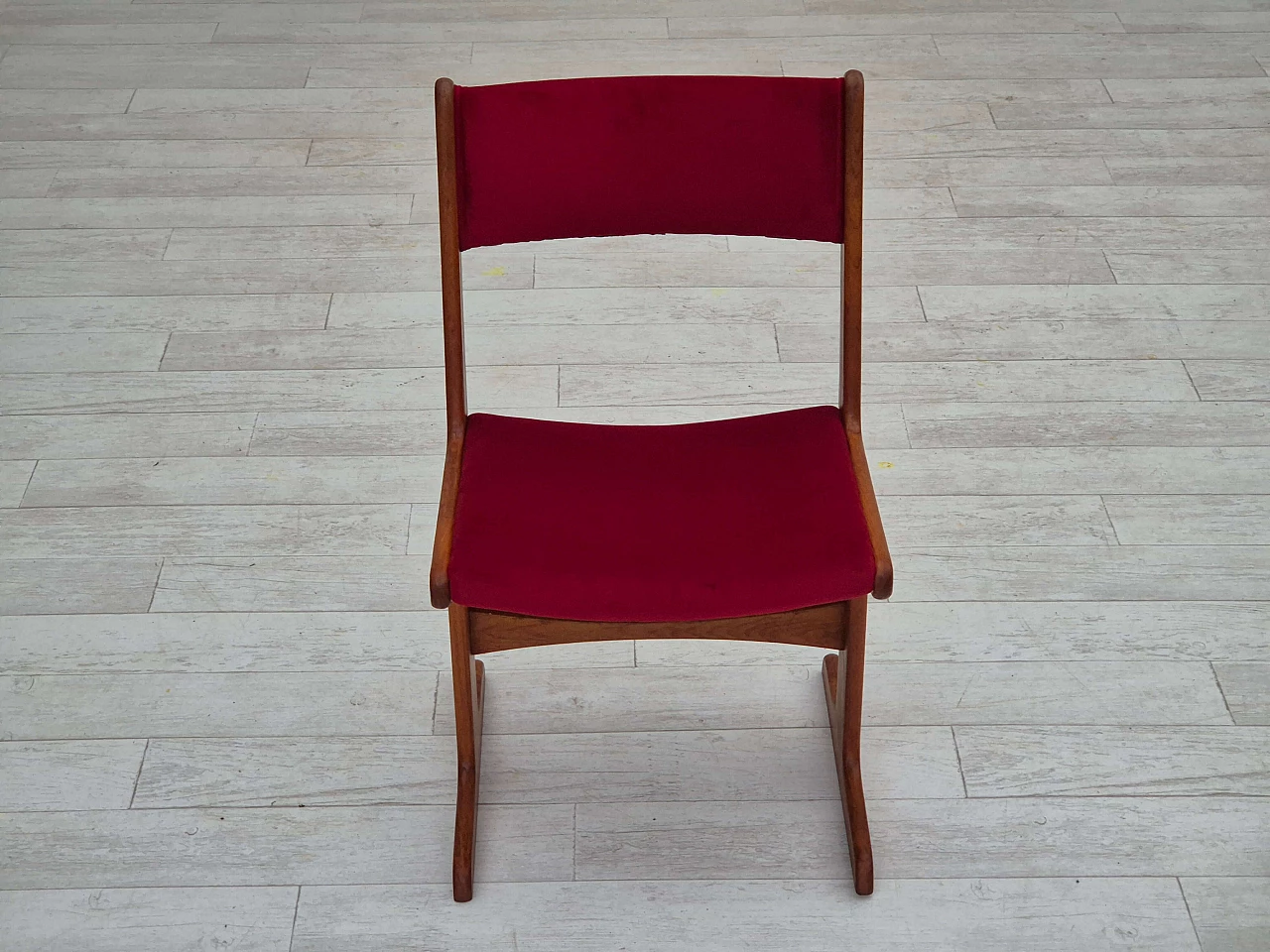 4 Chairs in teak and red velvet by Farsø Møbelfabrik, 1970s 9