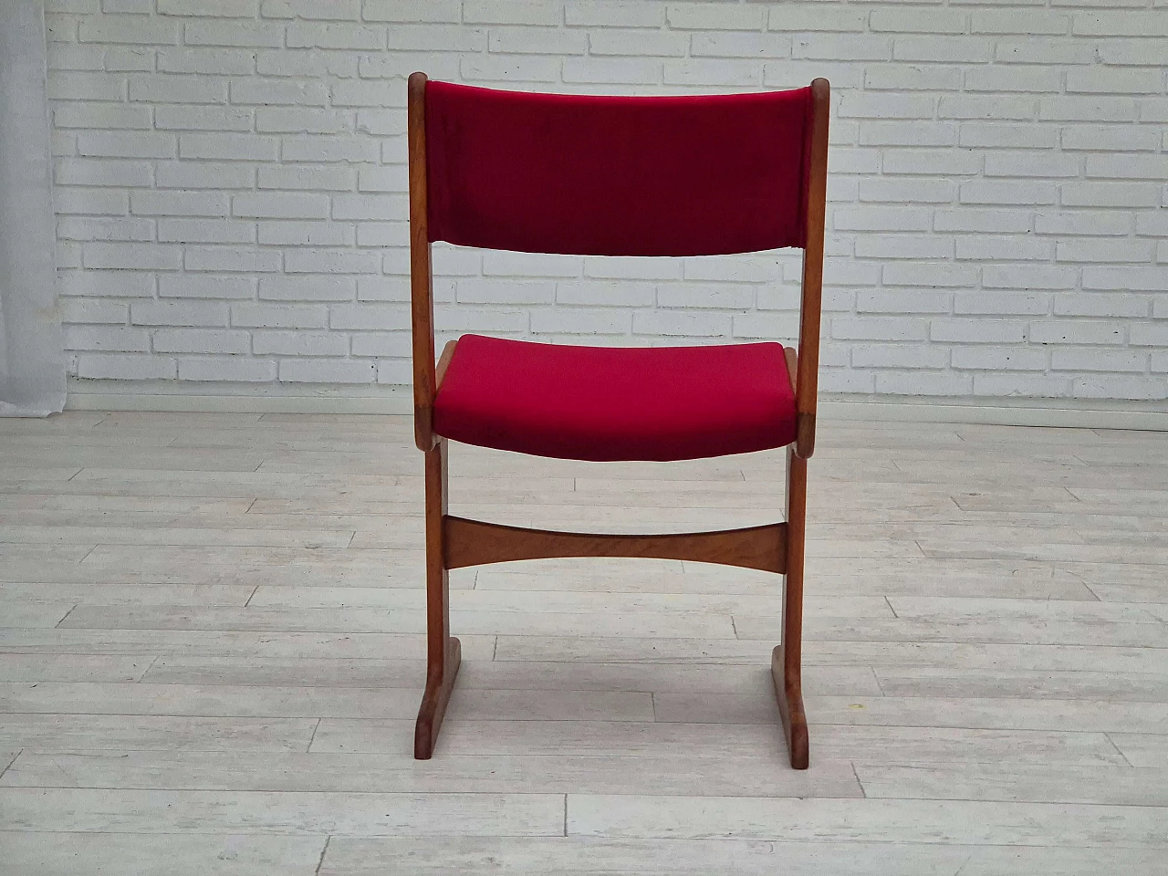 4 Chairs in teak and red velvet by Farsø Møbelfabrik, 1970s 13