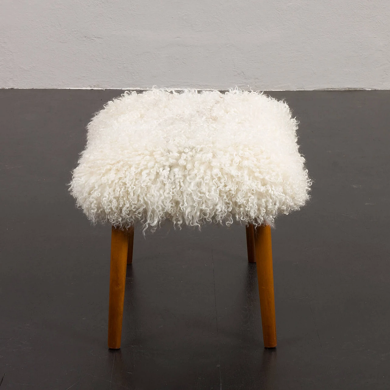 Footstool in natural long-haired sheepskin and teak legs, 1970s 3
