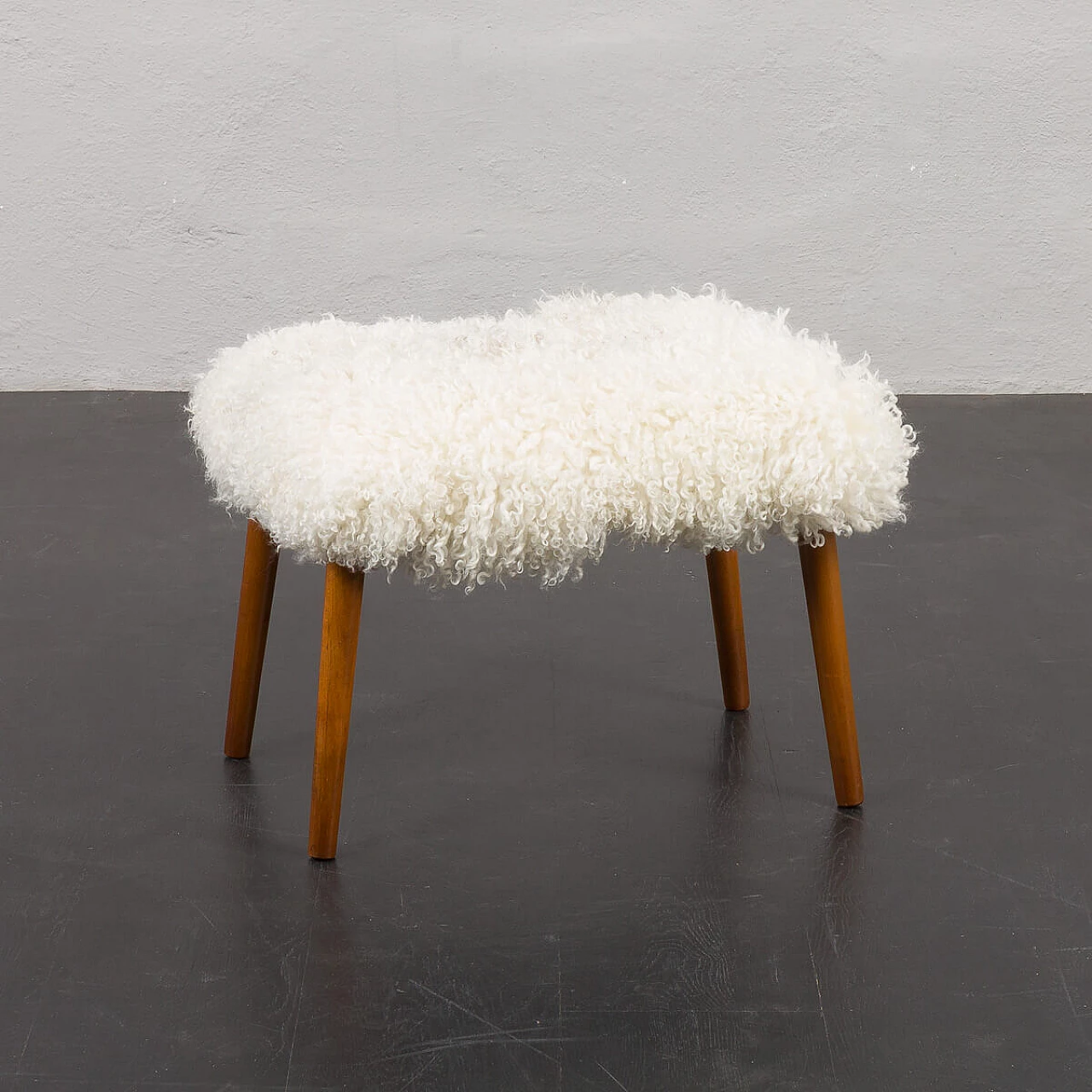 Footstool in natural long-haired sheepskin and teak legs, 1970s 8