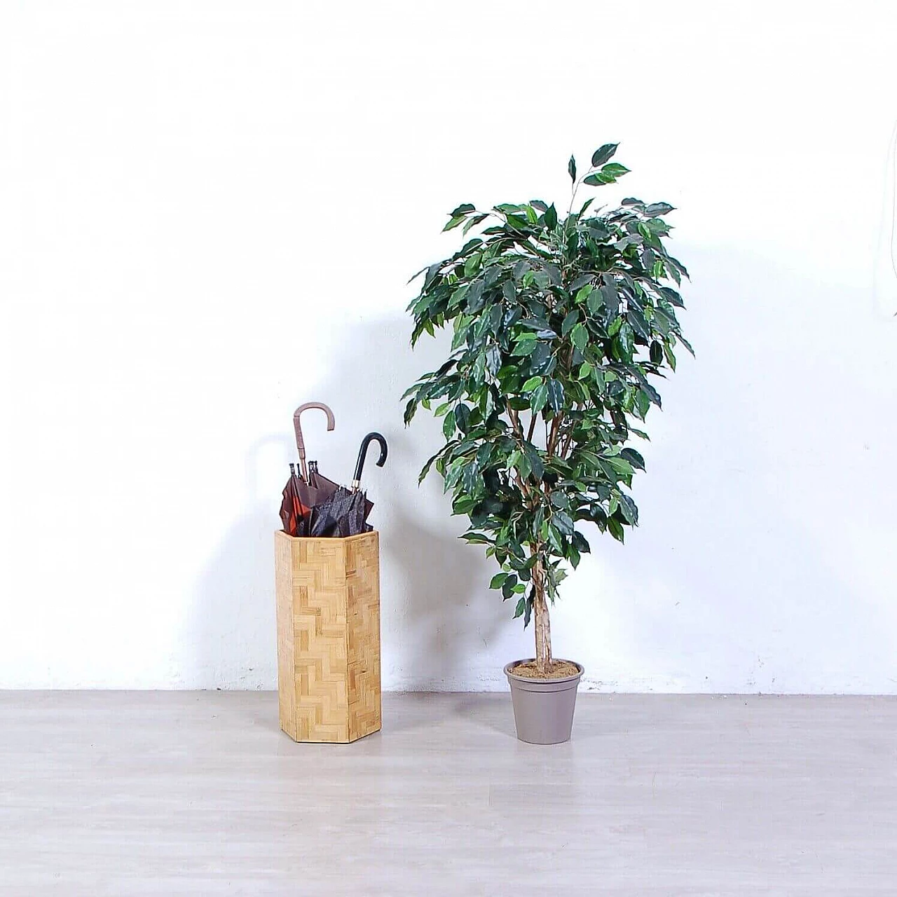 Hexagonal umbrella stand in wood and bamboo, 1970s 12