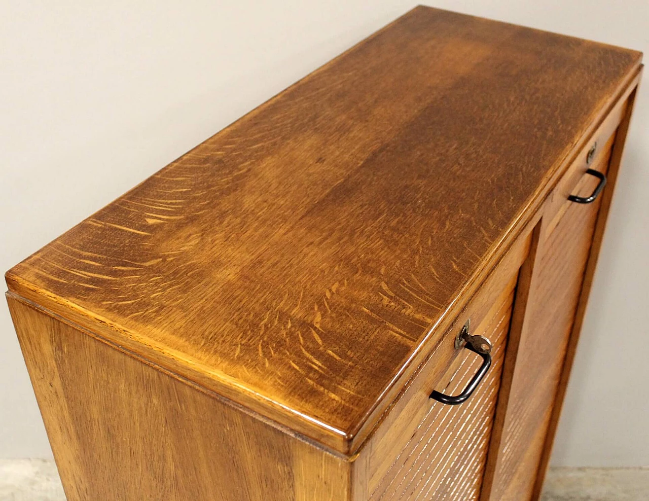 Oak filing cabinet with shutter, early 20th century 3